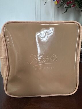 Kiehl's Beige/Tan Shiny Vinyl Cosmetic Case